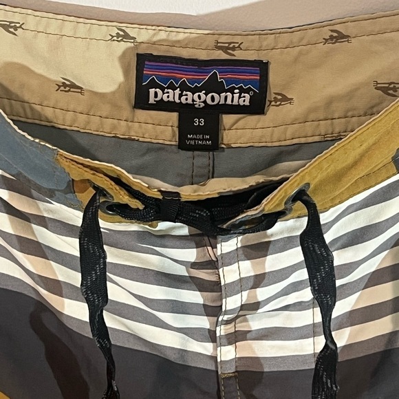 Men’s 33W Patagonia Brown Gray Lined Swim Trunks Pockets - Picture 3 of 5